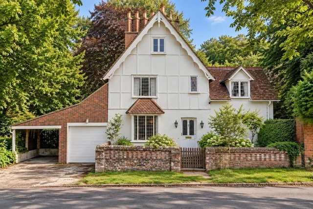 Whiteleaf, Princes Risborough, HP27, photo 1