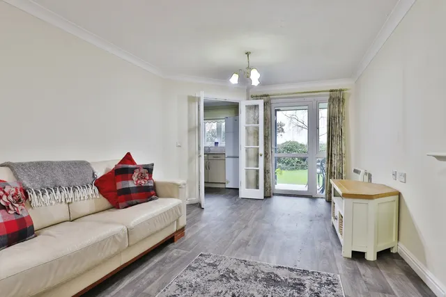 Stour Road, Christchurch, BH23, photo 3
