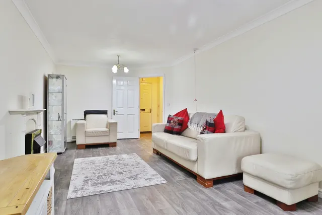 Stour Road, Christchurch, BH23, photo 2