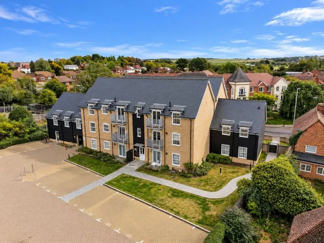 Arbury Place, Baldock, SG7, photo 2