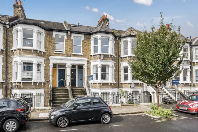 Photo 3 — Raised Ground Floor, 129 Mirabel Road, London