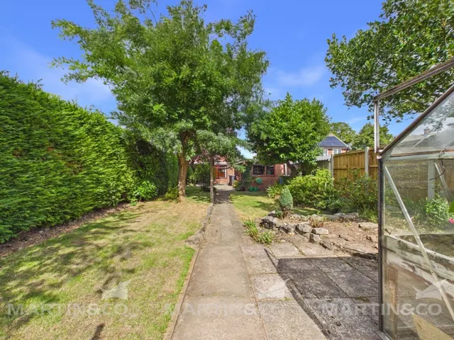 Photo 2 — Scawthorpe, Doncaster, South Yorkshire