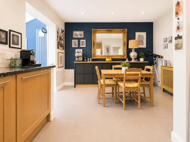 Teewell Avenue, Bristol, BS16, photo 2