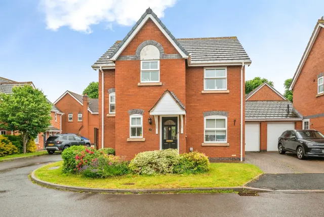 Corunna Close, Norton, Worcester, photo 1