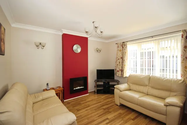 Crutchley Way, Whitnash, CV31, photo 2