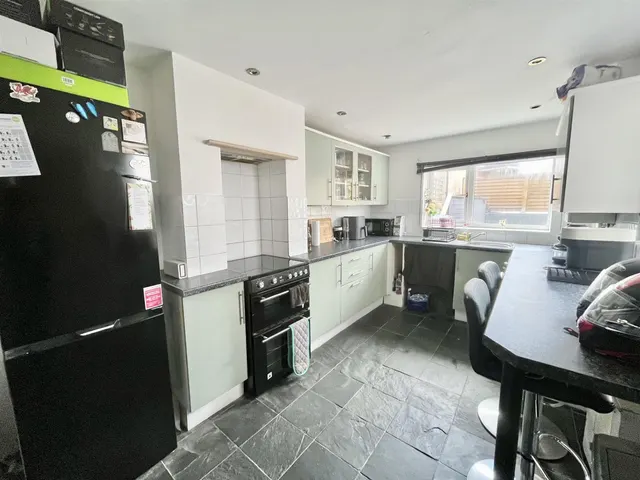 Brighton Road, Newhaven, photo 2