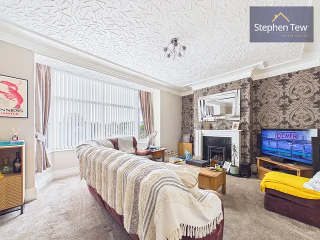 Marton Drive, Blackpool, FY4, photo 2