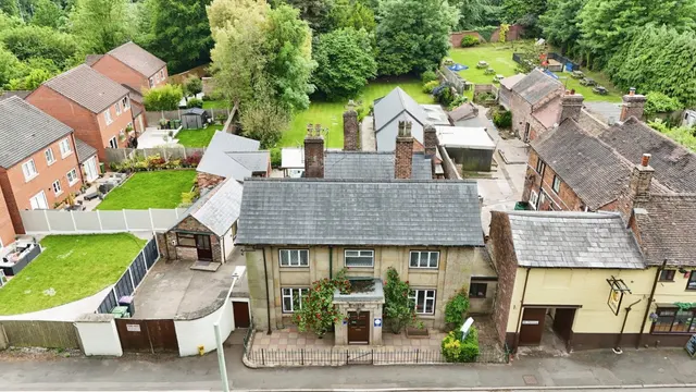 Stone House, Shifnal Road, Telford TF2 9NN, photo 1