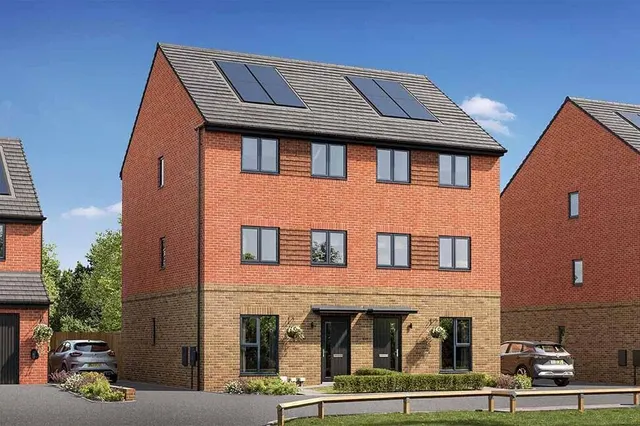 Egret Close, Edenthorpe, DN3, photo 1