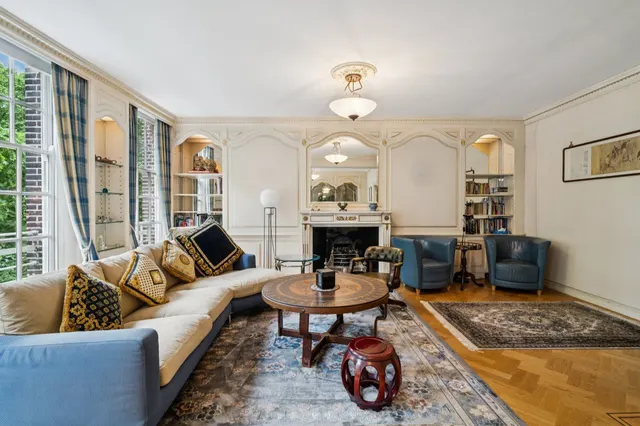 Lowndes Square, Knightsbridge, SW1X, photo 2