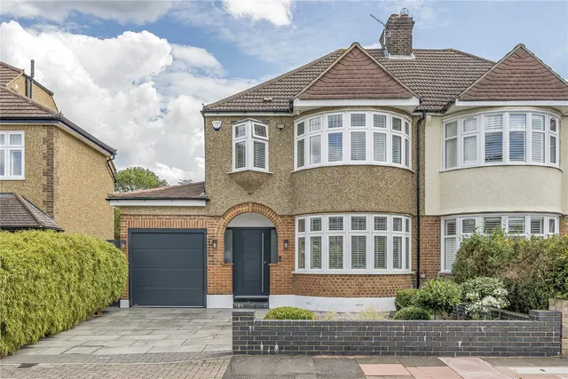 The Grove, West Wickham, BR4, photo 1