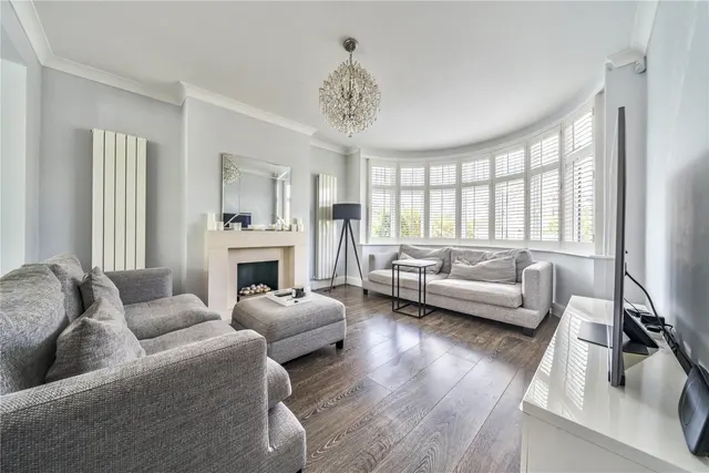 Photo 2 — The Grove, West Wickham, BR4