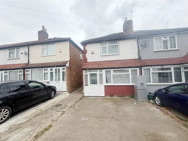 property, Lansbury Drive, Hayes