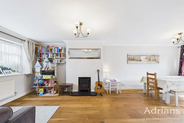 Hill View Road, Chelmsford, CM1, photo 2