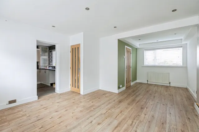 Photo 3 — Coniston Drive, Bolton-Upon-Dearne, Rotherham