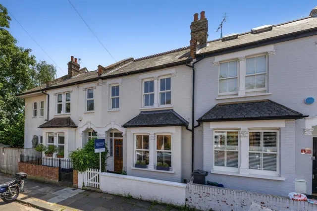 Percy Road, Isleworth, TW7, photo 1