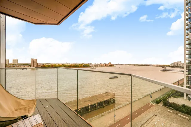 Brigadier Walk, Woolwich, SE18, photo 2