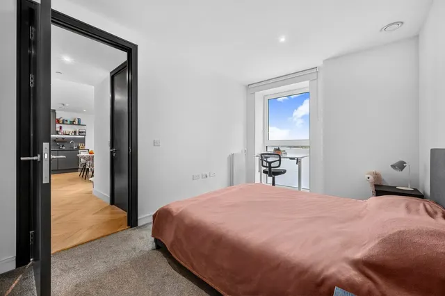 Brigadier Walk, Woolwich, SE18, photo 3