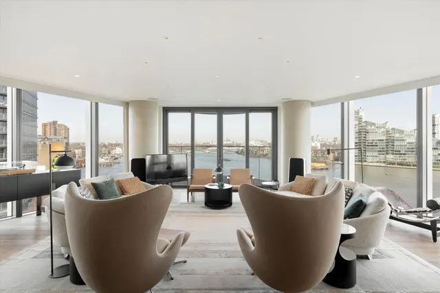 Waterfront Drive, London, SW10, photo 1