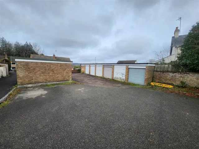 Photo 3 — The Links, Coleford
