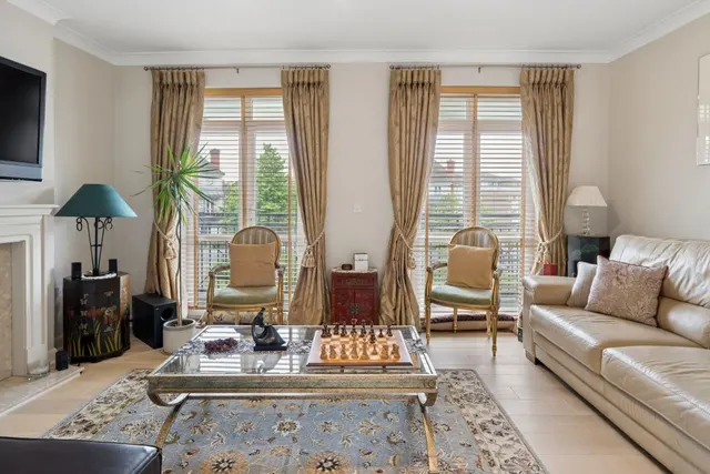 Lady Aylesford Avenue, Stanmore, HA7, photo 1