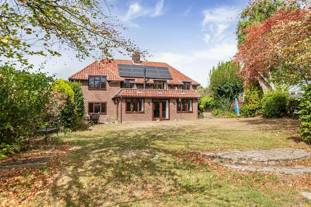 Courtlands Road, Nutley, Uckfield, East Sussex, TN22 3LS, photo 1