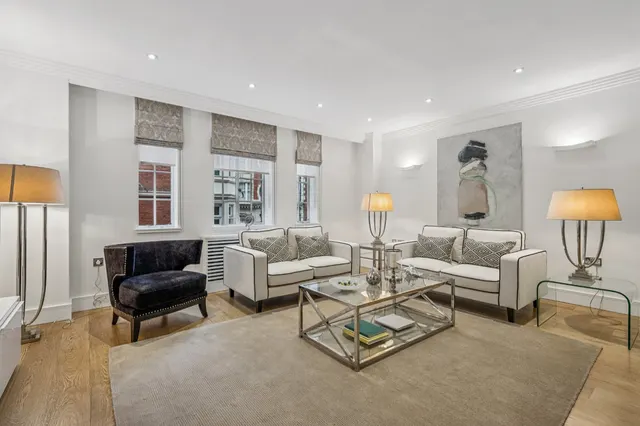 Sloane Street, London, SW1X, photo 1