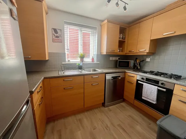 Wylam Close, Clay Cross, S45, photo 3