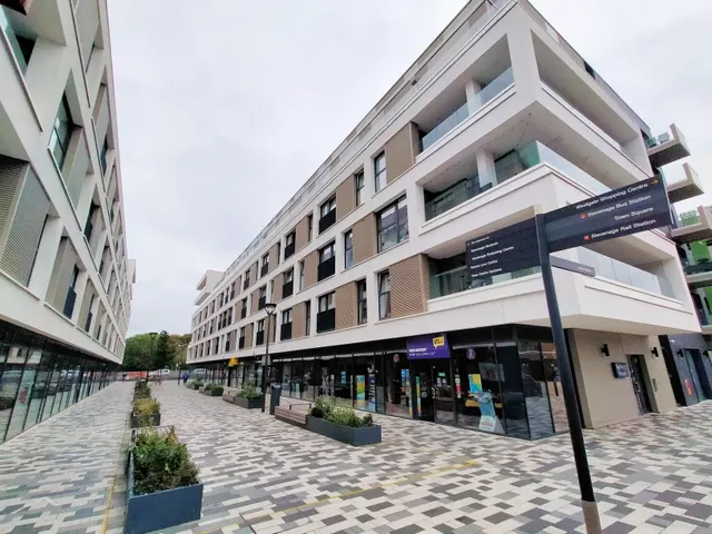 Park Place, STEVENAGE, photo 1