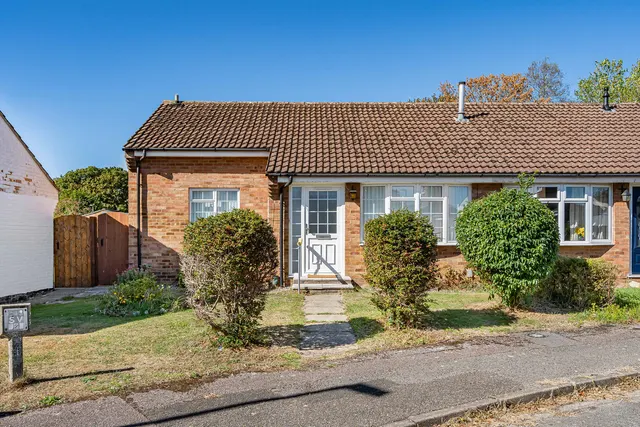 Thames Avenue, Bicester, photo 1