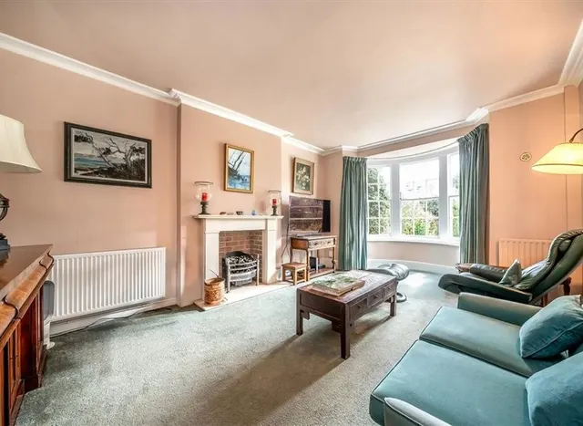 Park Road, Teddington, TW11, photo 2