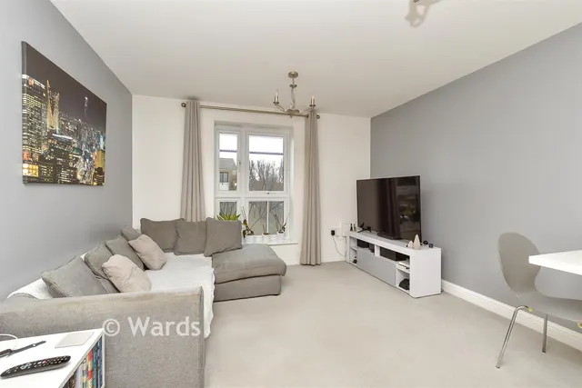 Lywood Drive, Sittingbourne, ME10, photo 3