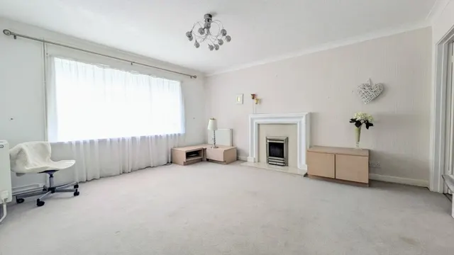Gwaunfarren Close, Penydarren, CF47, photo 3