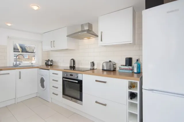 Photo 3 — Agamemnon Road, West Hampstead, NW6 1EB