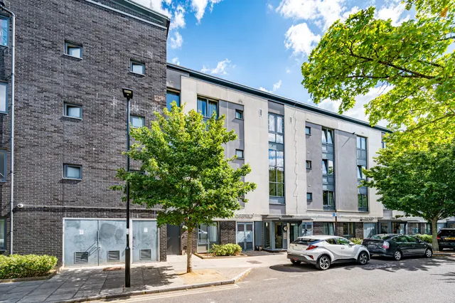 30 Rosefield, Pooles Park, London, photo 1
