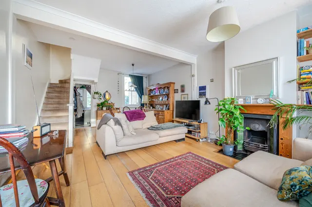 Photo 3 — St Johns Terrace, Enfield