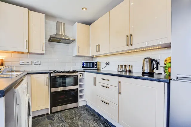 Springvale Close, Sharlston Common, WF4, photo 2
