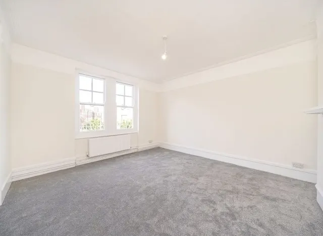 Upper Richmond Road, Putney, SW15, photo 3