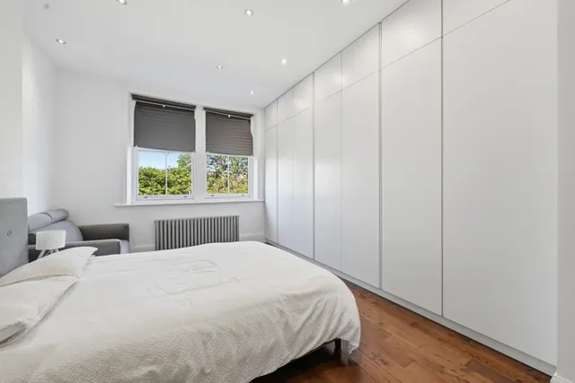 Photo 3 — Brondesbury Road, Queens Park, NW6 6BP
