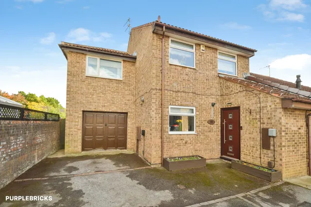 Elmwood, Coulby Newham, TS8, photo 2