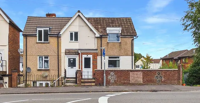 Kingshill road, SN1, photo 1