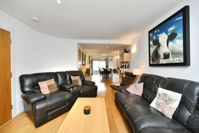 Stoneham Road, Hove, photo 1