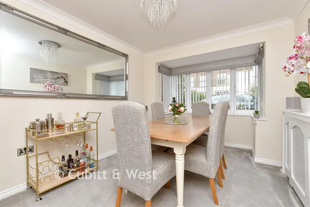 Greenacres, Lower Kingswood, KT20, photo 3