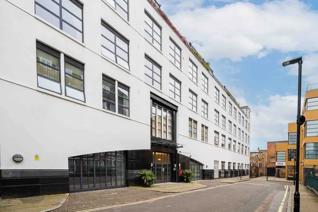 Flat 6, Carlow House, Carlow Street, London, photo 1