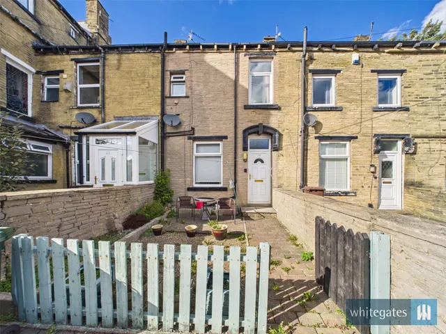 Vignola Terrace, Clayton, BD14, photo 1