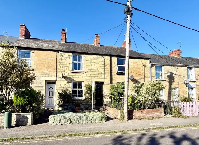 Shelburne Road, Calne, photo 1