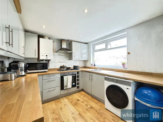 Lilford Avenue, Orrell Park, L9, photo 2