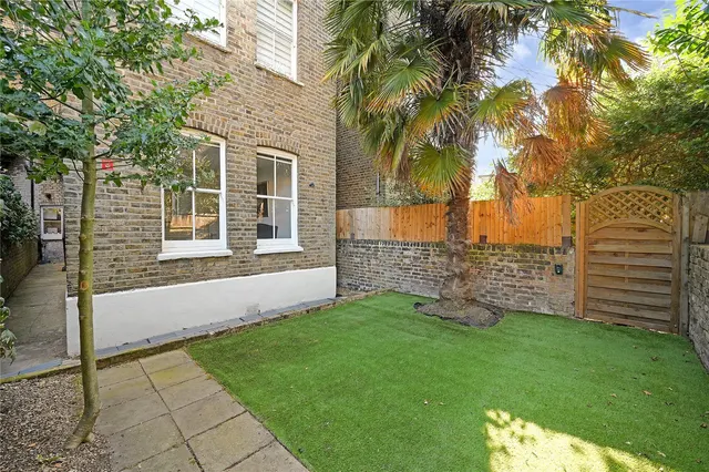 Prince Of Wales Drive, Battersea, SW11, photo 2
