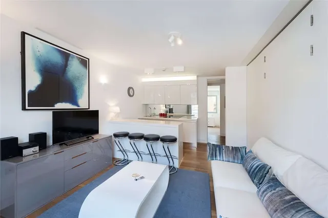 Picton Place, London, W1U, photo 2