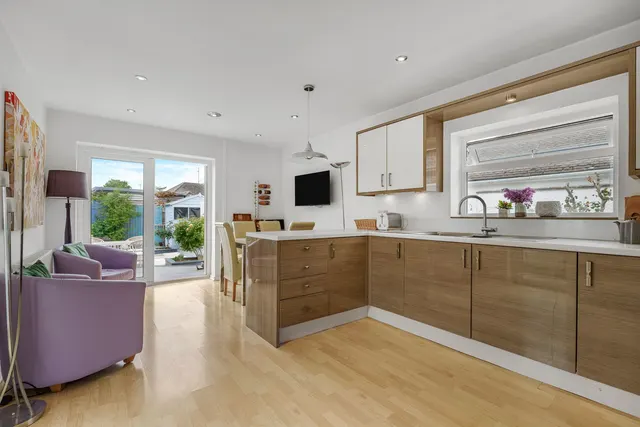 Warden Hill Road, Cheltenham, GL51, photo 3